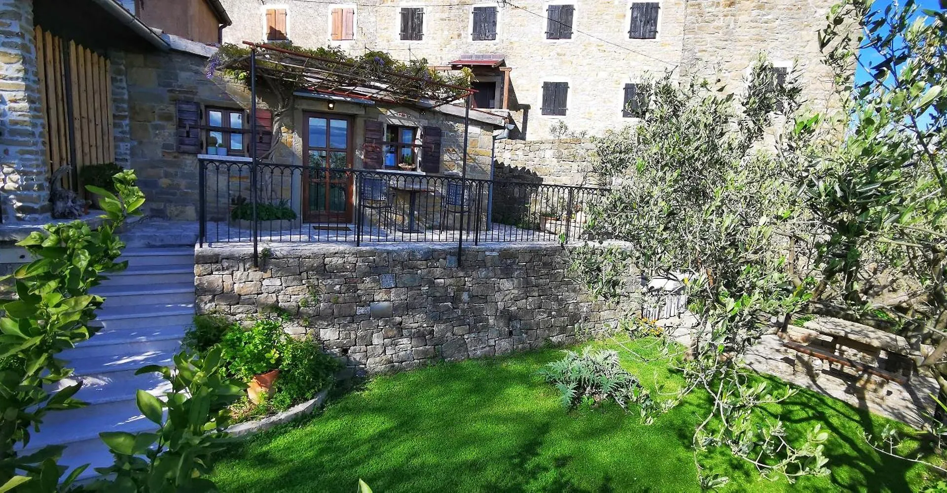 Studio Apartment Belvedere Grožnjan
