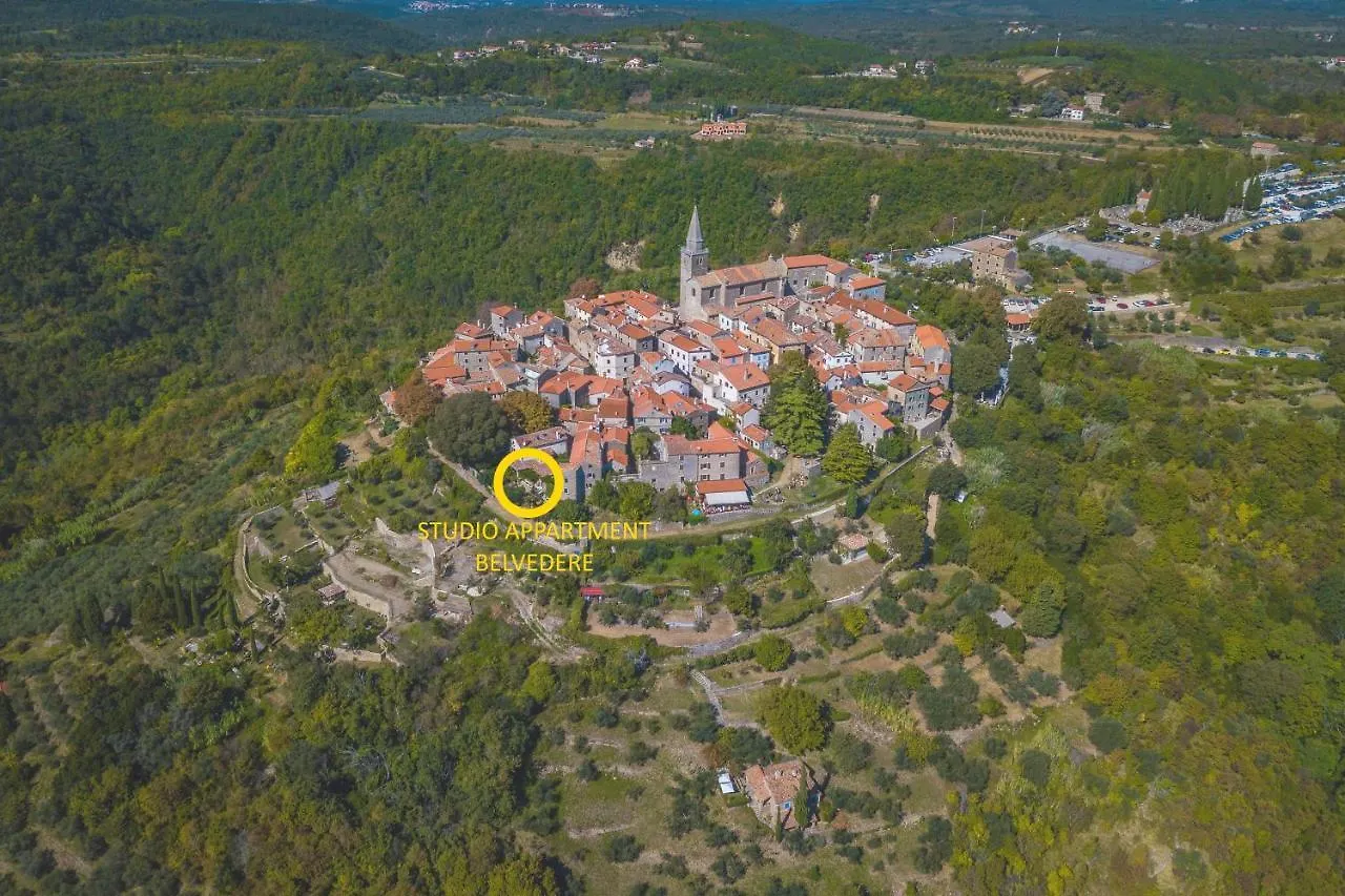 Studio Apartment Belvedere Groznjan Croatia
