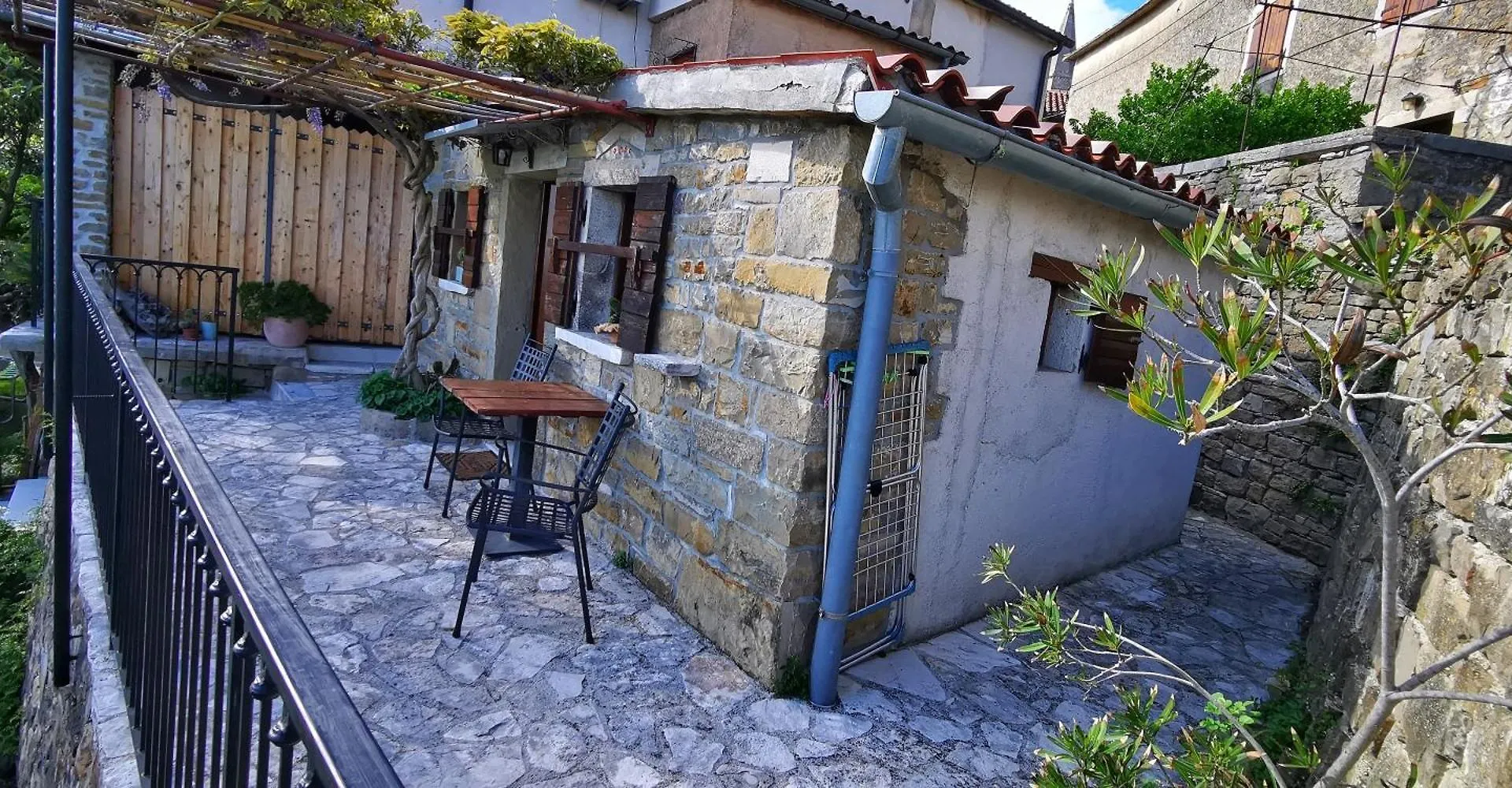 Studio Apartment Belvedere Groznjan